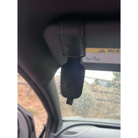 2 Packs Magnetic Sunglass Holder for Car Visor - Sunglasses Clip for Car Visor - Picture 1 of 2